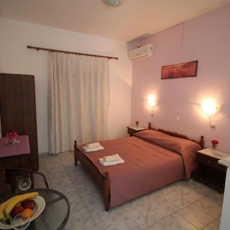 Tony'S Apartments Agios Georgios  Exteriör bild
