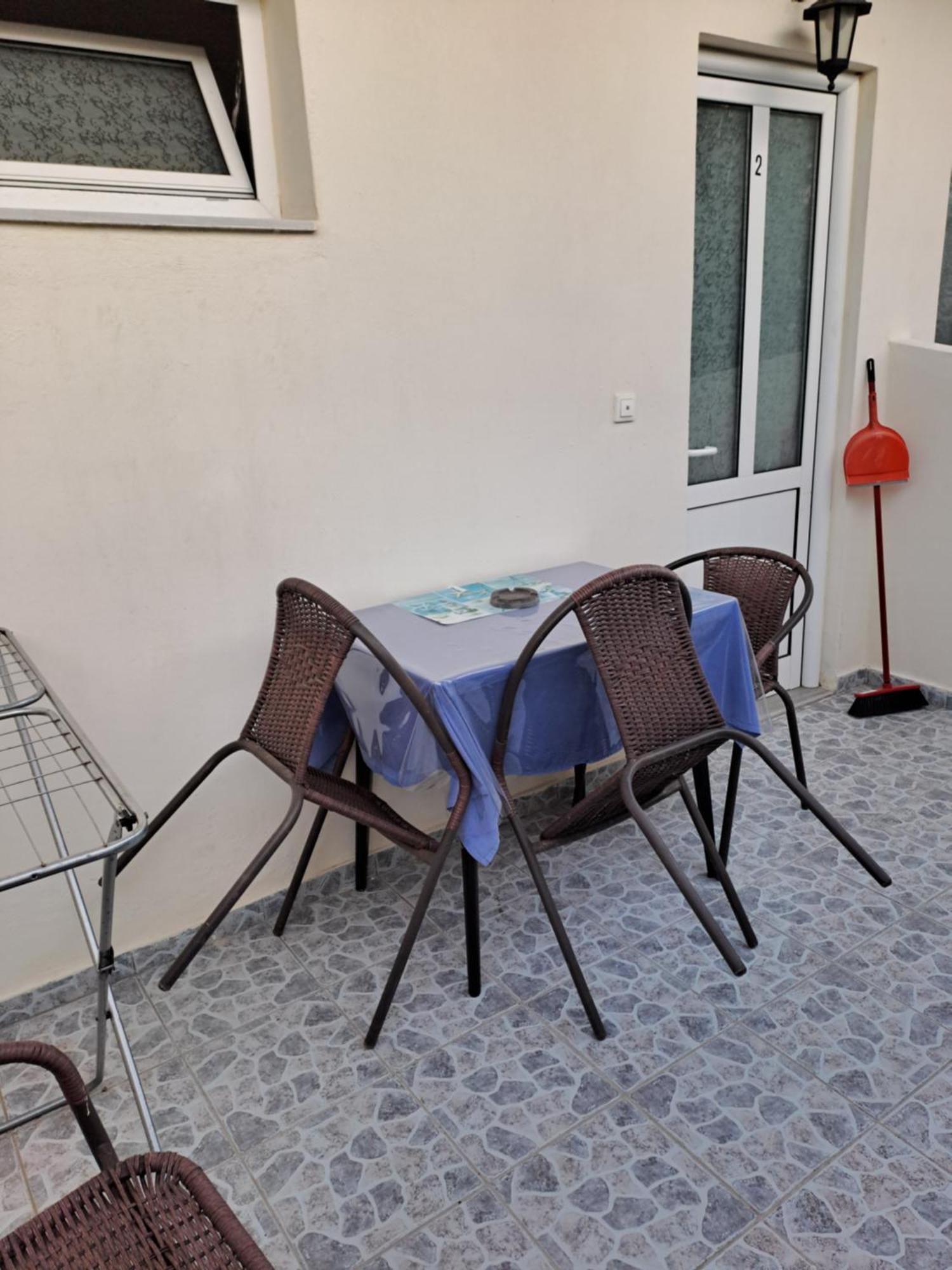 Tony'S Apartments Agios Georgios  Exteriör bild