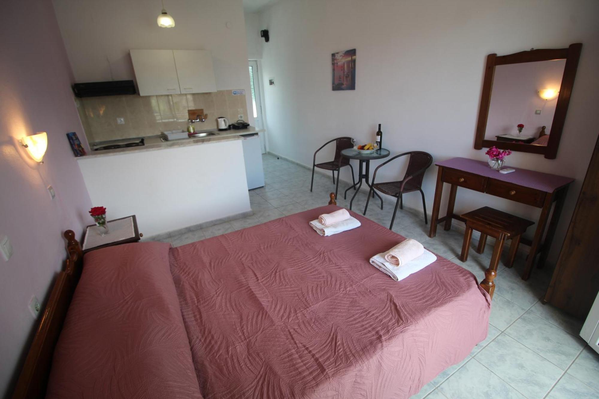 Tony'S Apartments Agios Georgios  Exteriör bild