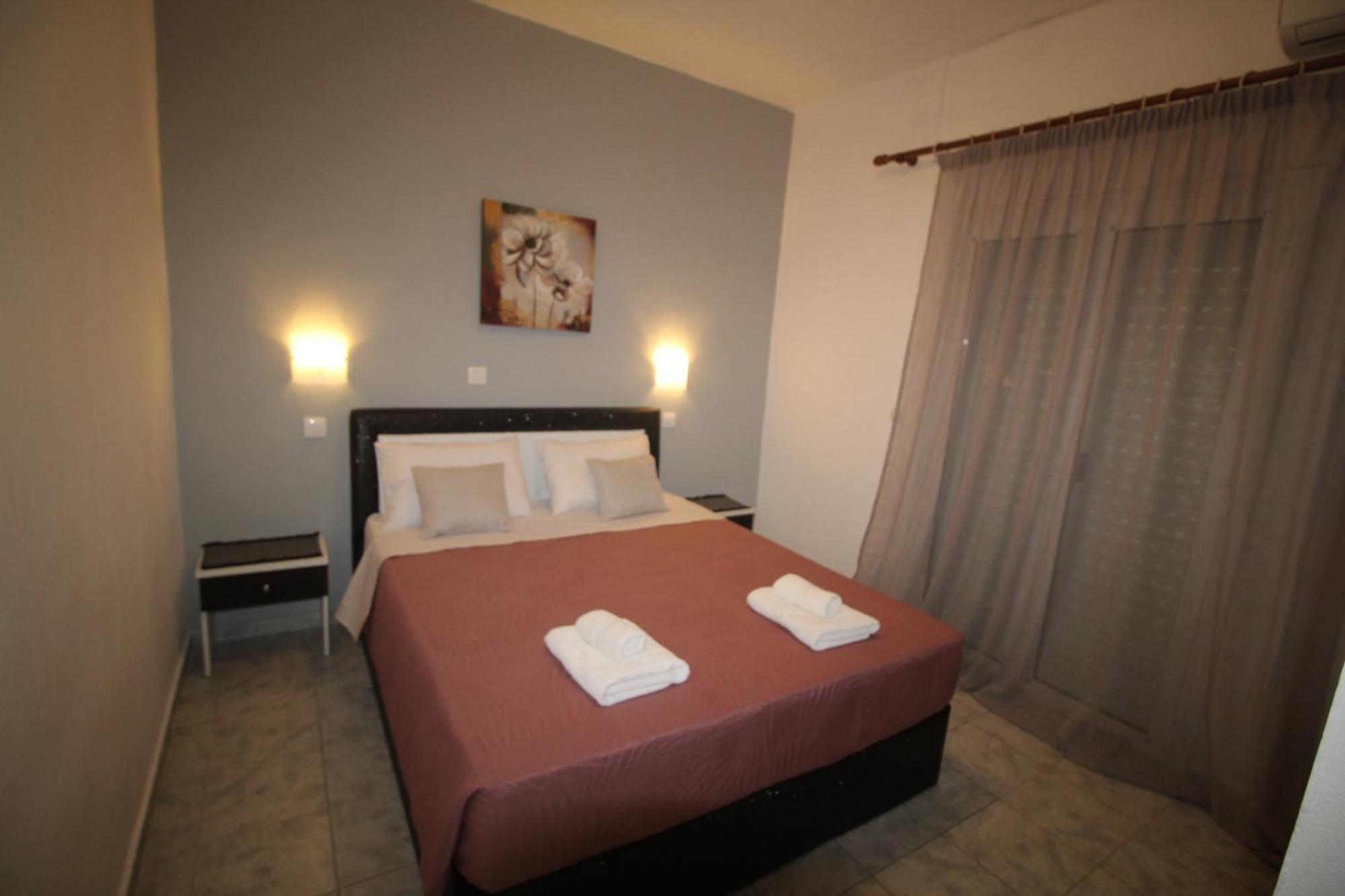 Tony'S Apartments Agios Georgios  Exteriör bild