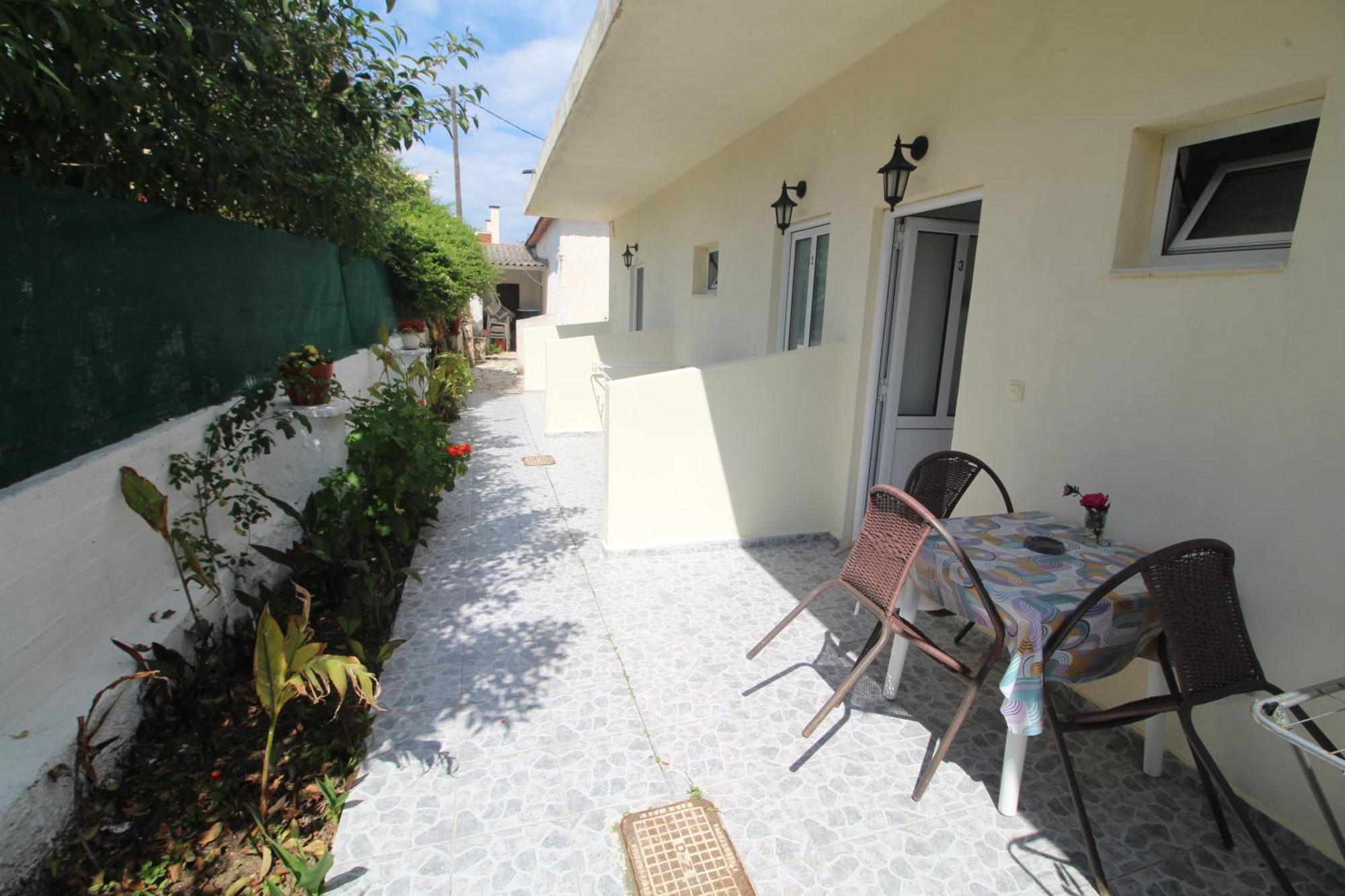 Tony'S Apartments Agios Georgios  Exteriör bild