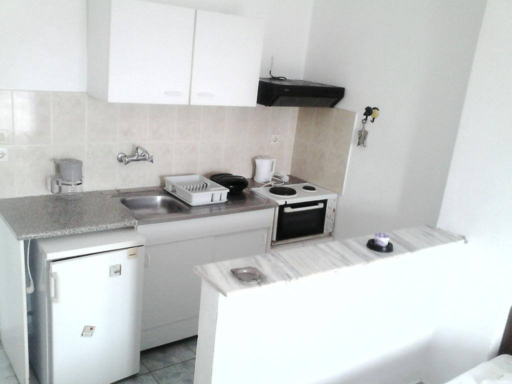 Tony'S Apartments Agios Georgios  Exteriör bild