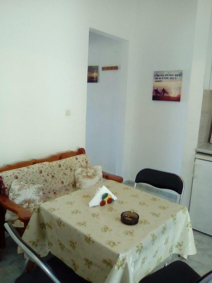 Tony'S Apartments Agios Georgios  Exteriör bild